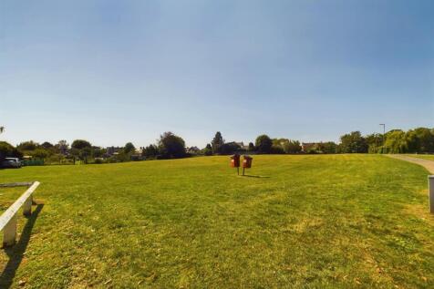 CAM01894G0-PR0037-STILL031.jpg