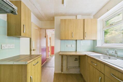 CAM01894G0-PR0215-STILL003.jpg