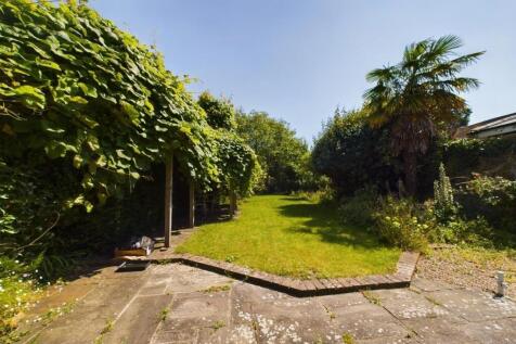 CAM01894G0-PR0107-STILL022.jpg