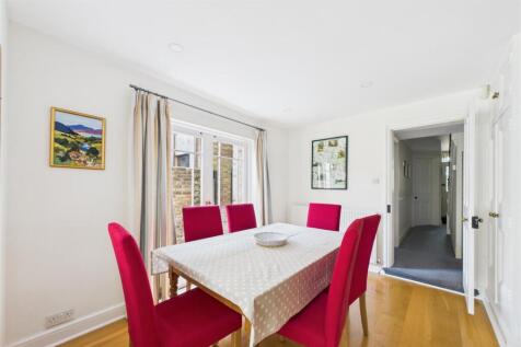 Breakfast Room