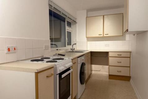 WhatsApp Image 2025-11-07 at 16.58.41_c93a8b18.jpg