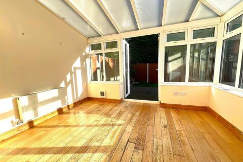conservatory 1.jpg