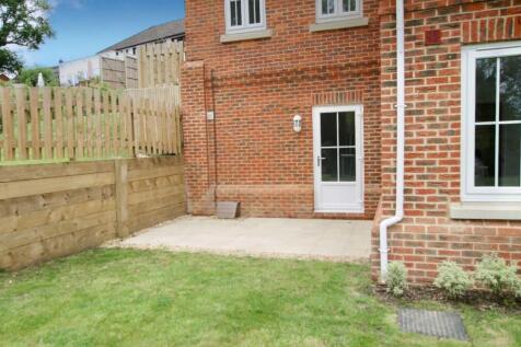 2 Woodview Private Patio.JPG