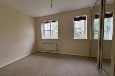 Bedroom1.jpg