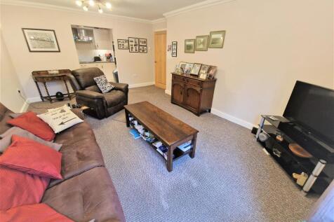 Open plan Dining.jpg