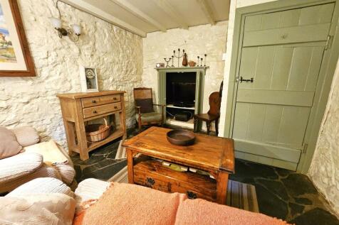 Snug or sitting room.jpg