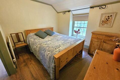 Bedroom two, first floor.jpg