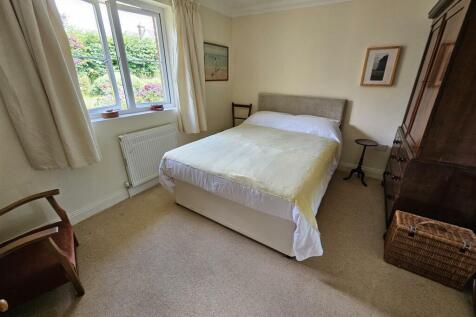 Bedroom 3.jpg