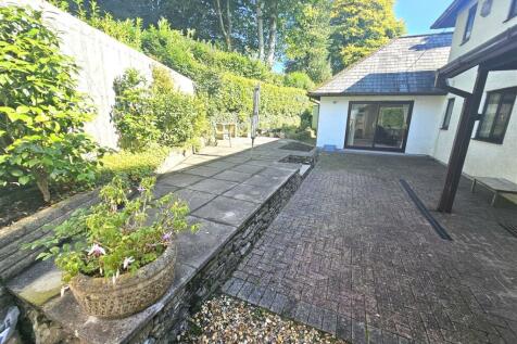 Rear Garden.jpg