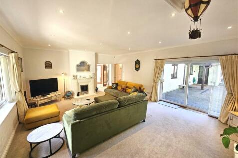 Additional Living room.jpg