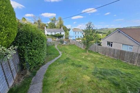 Rear Garden.jpg