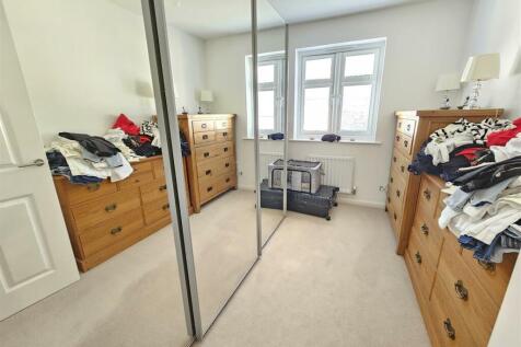 Bedroom 3.jpg