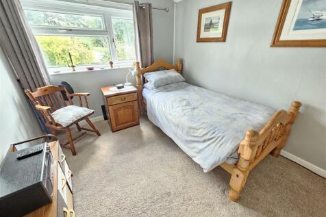 Bedroom 3.jpg