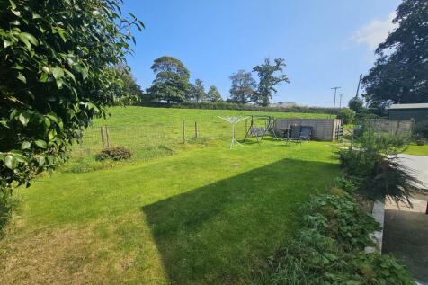 Rear Gardens.jpg