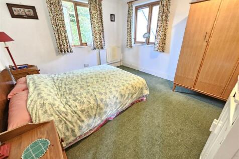 Bedroom 2.jpg