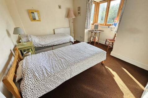Bedroom 3.jpg