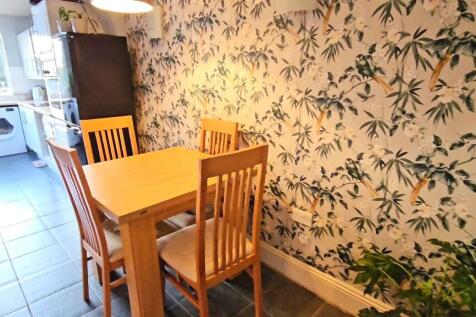 Dining Area.jpg