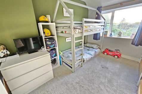 Bedroom 2.jpg