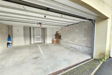 Shared Garage.jpg