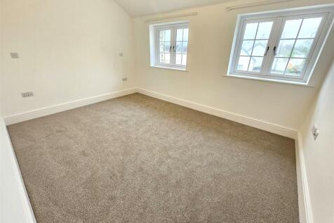 Bedroom 3.jpg