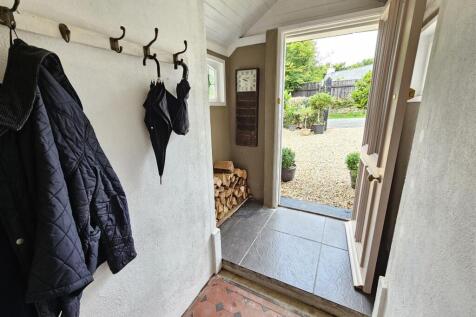 Entrance Porch.jpg