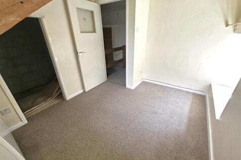 Bedroom 3.jpg