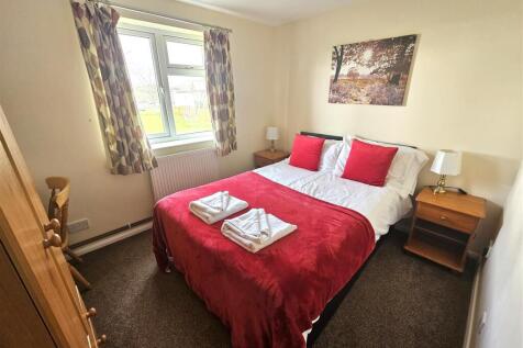Bedroom 4.jpg