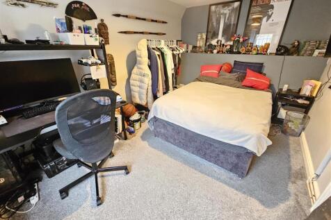 Bedroom 2.jpg