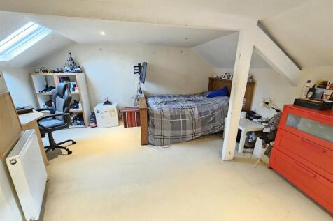 Bedroom 3.jpg