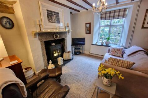 Sitting Room.jpg