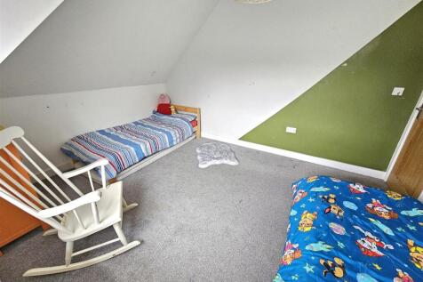 Bedroom 2.jpg