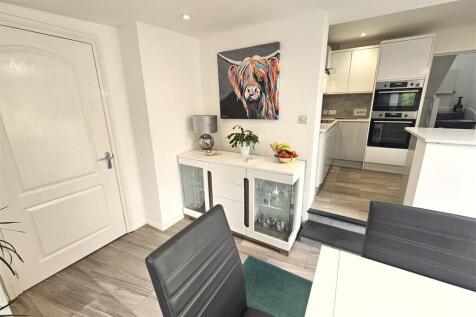 Dining space.jpg