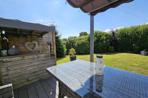 Dine Al Fresco.jpg
