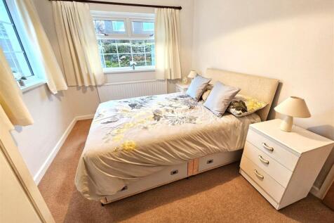 Bedroom 2.jpg