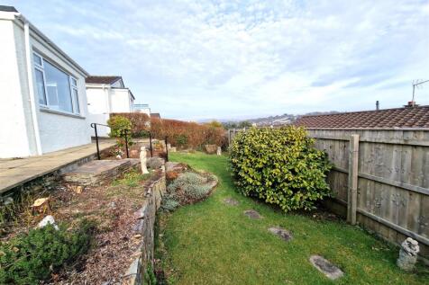 Rear Gardens.jpg
