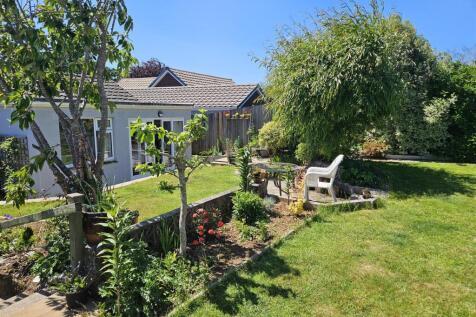 Gardens (2).jpg