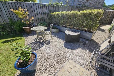 Seating Area.jpg