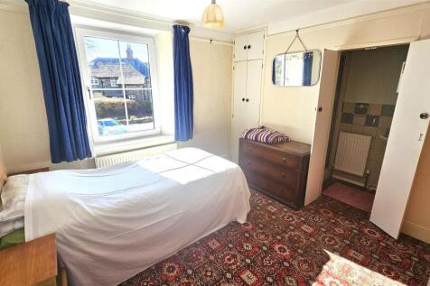 Bedroom 2.jpg