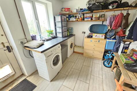 Utility Room.jpg