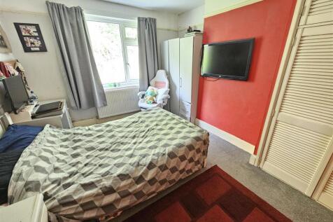 Bedroom 2.jpg