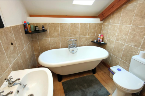 Family Bathroom.png