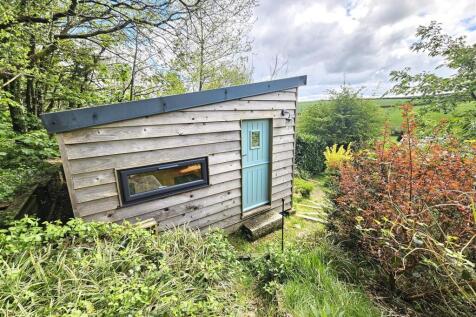 Studio Cabin.jpg