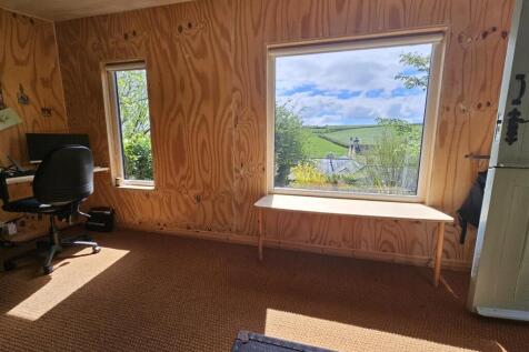 Studio Cabin (3).jpg