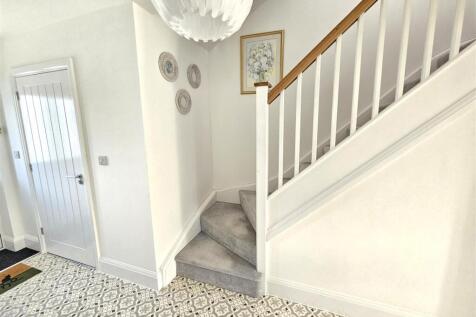Entrance Hall.jpg