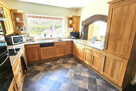 Kitchen.jpg