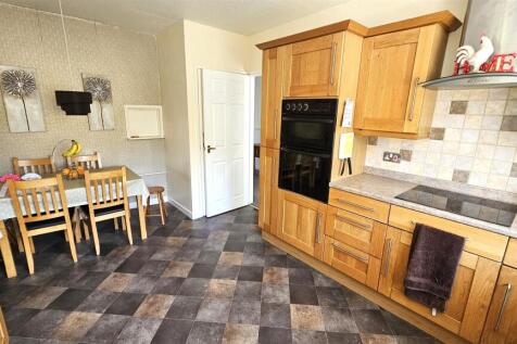 Dining Room.jpg