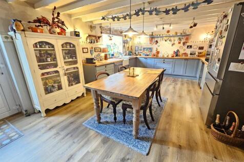 Kitchen Dining Room.jpg