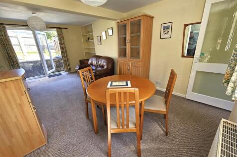 Living Dining Area.jpg