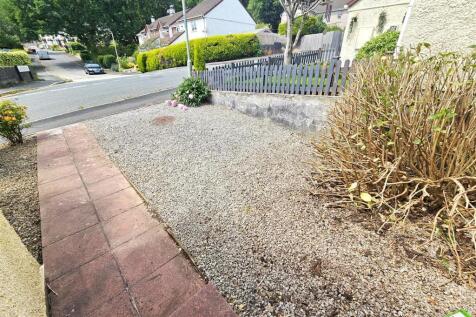 Front Garden.jpg
