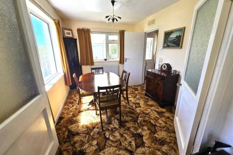 Dining Room.jpg